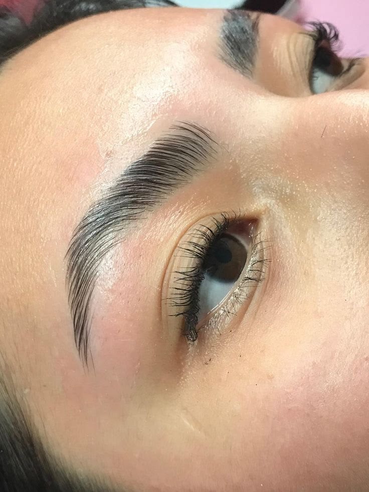 Foto del servicio LAMINADO DE CEJAS