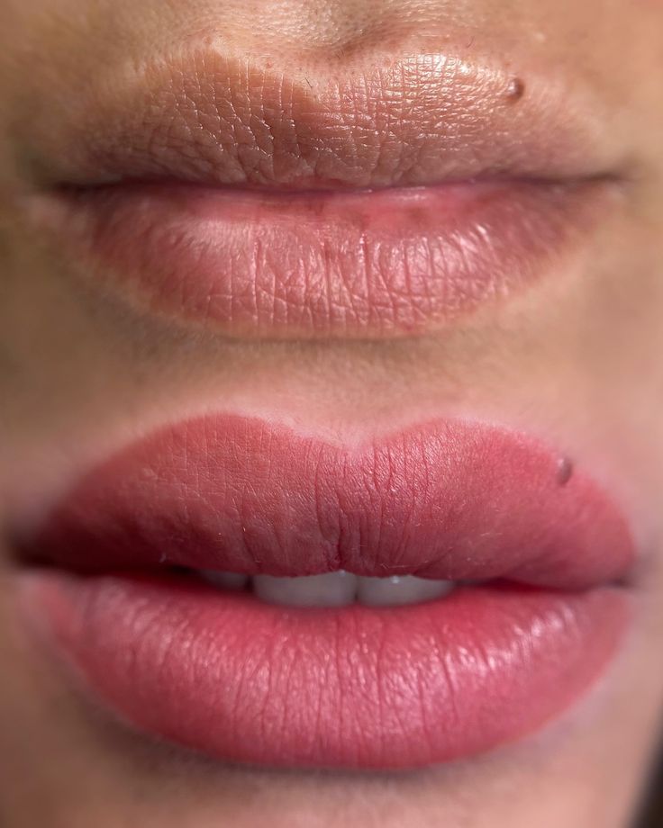 Foto del servicio MICROPIGMENTACIÓN DE LABIOS