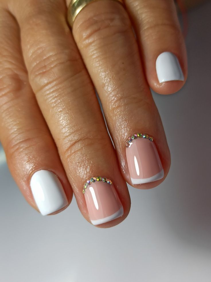 Foto del servicio Manicura Semipermanente