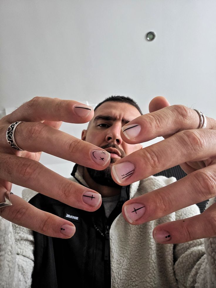 Foto del servicio Manicura   Semipermanente para Hombre