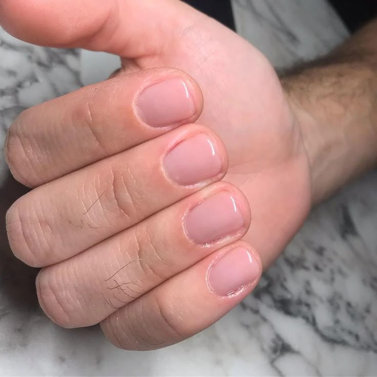Foto del servicio Manicura   Semipermanente para Hombre
