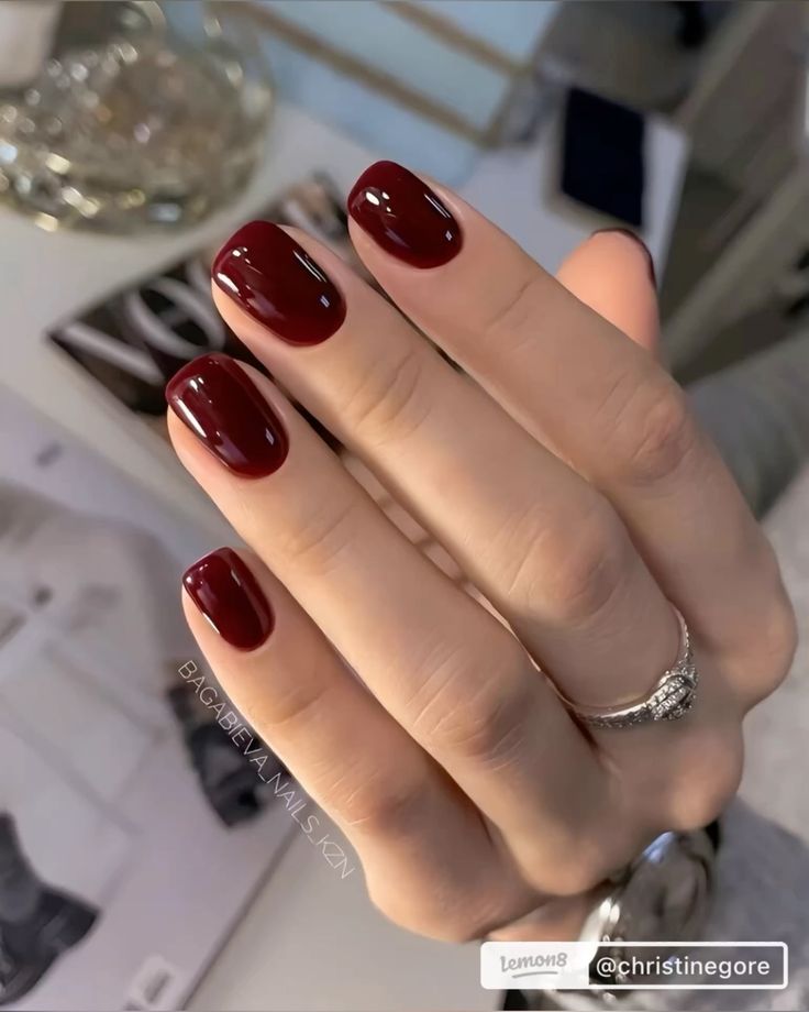 Foto del servicio Manicure semipermanente