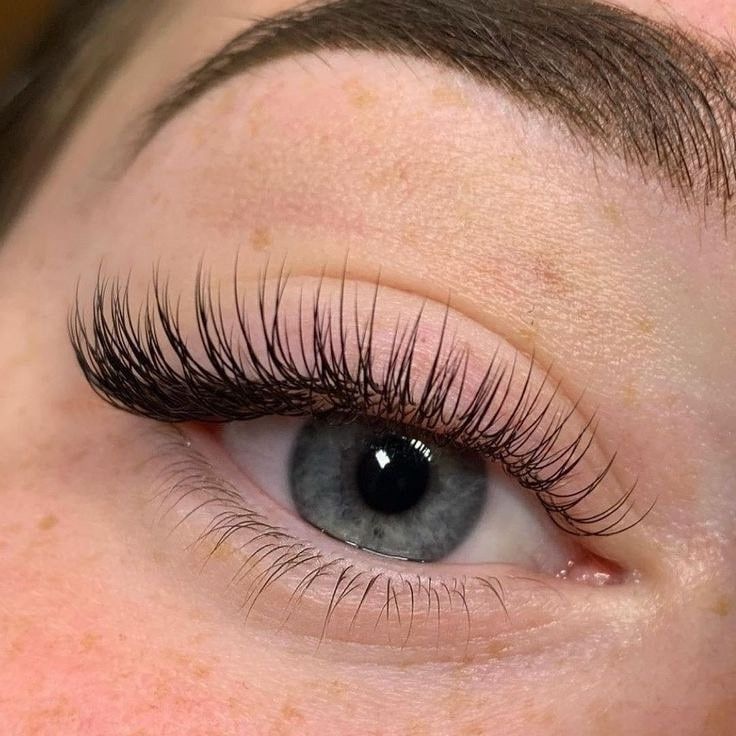 Foto del servicio 01. Pestañas Clasicas