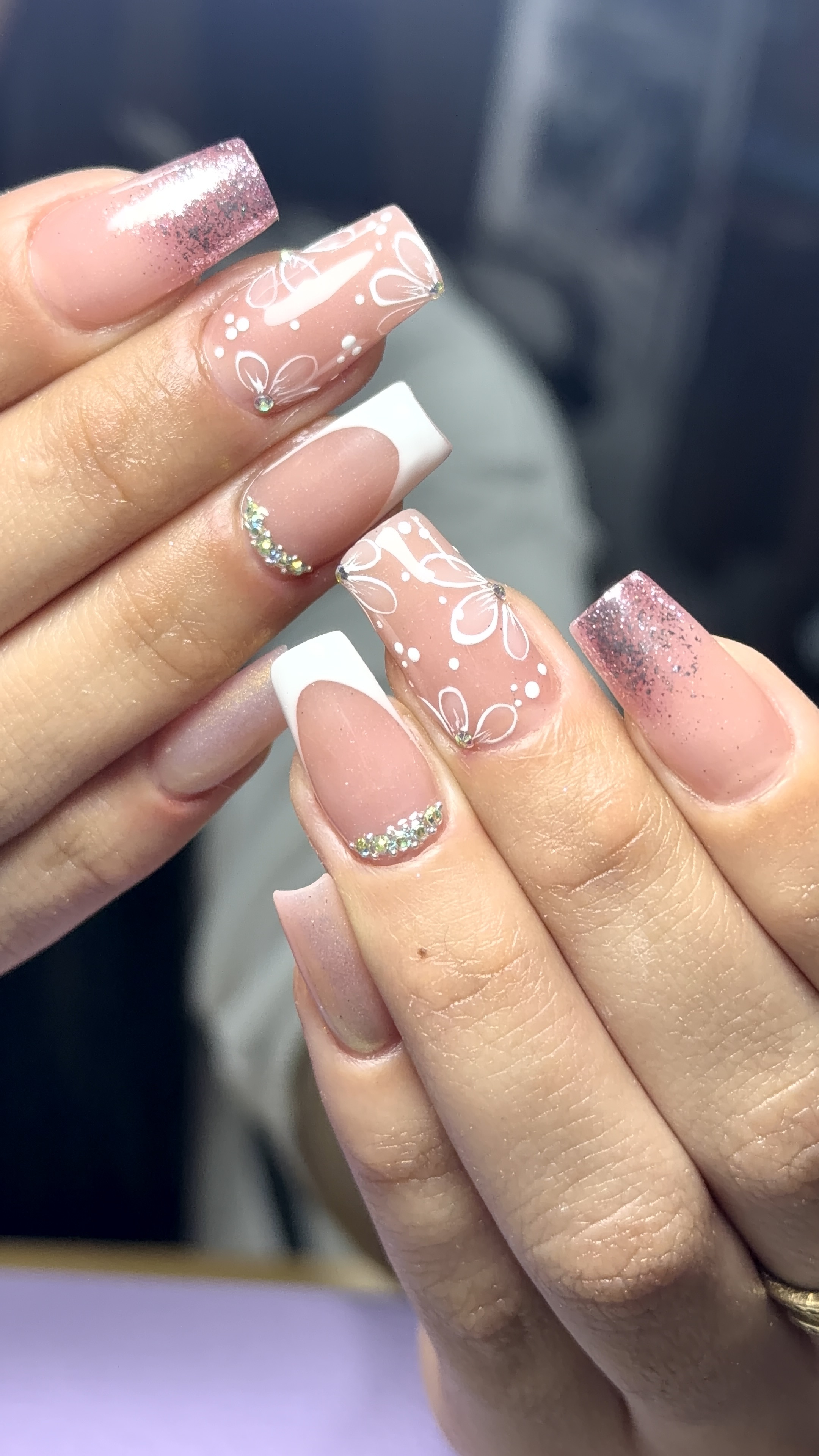 Foto del servicio Montaje Acrílico esculpido