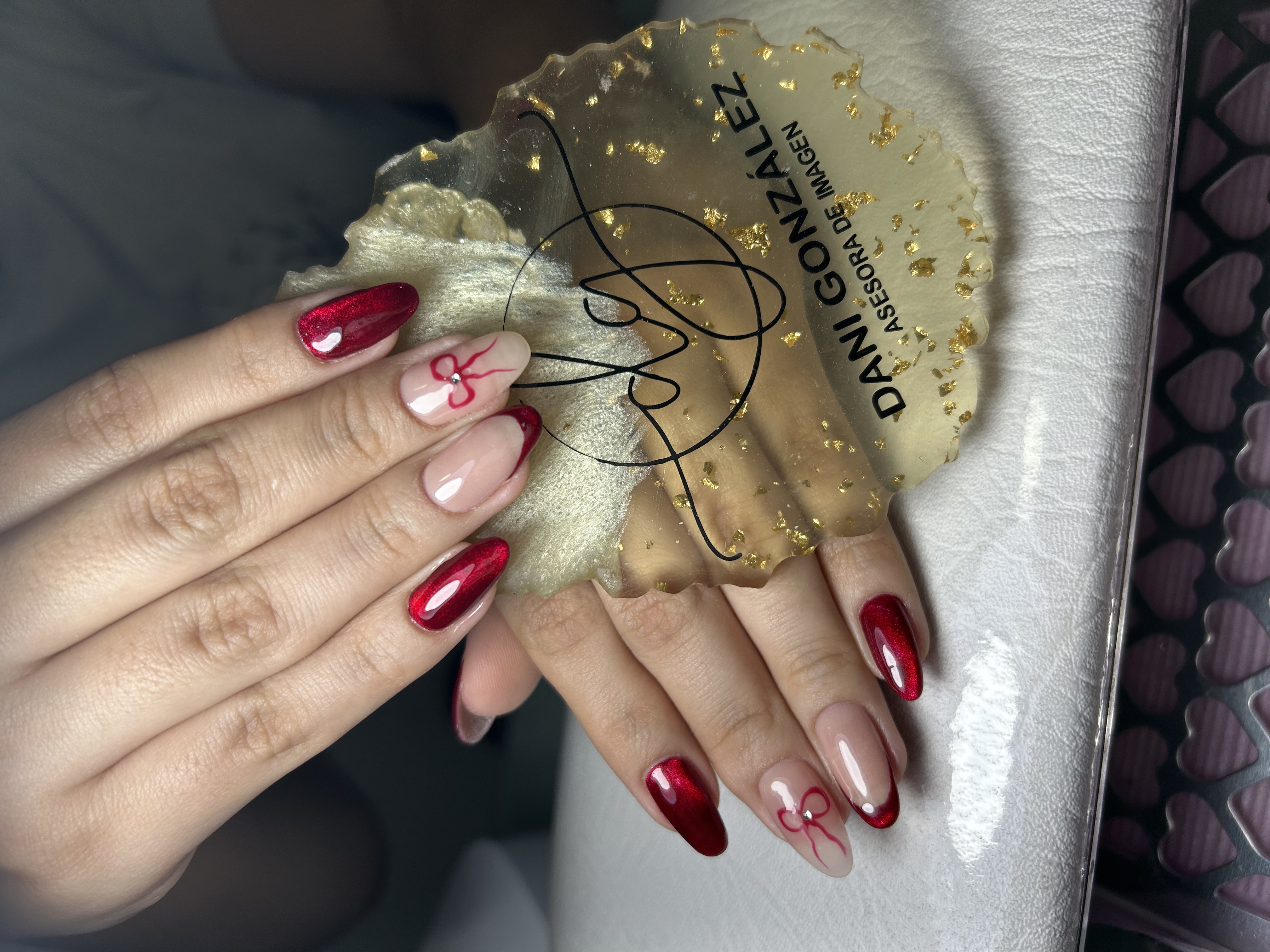 Foto del servicio Técnica dipping + esmaltado semipermanente