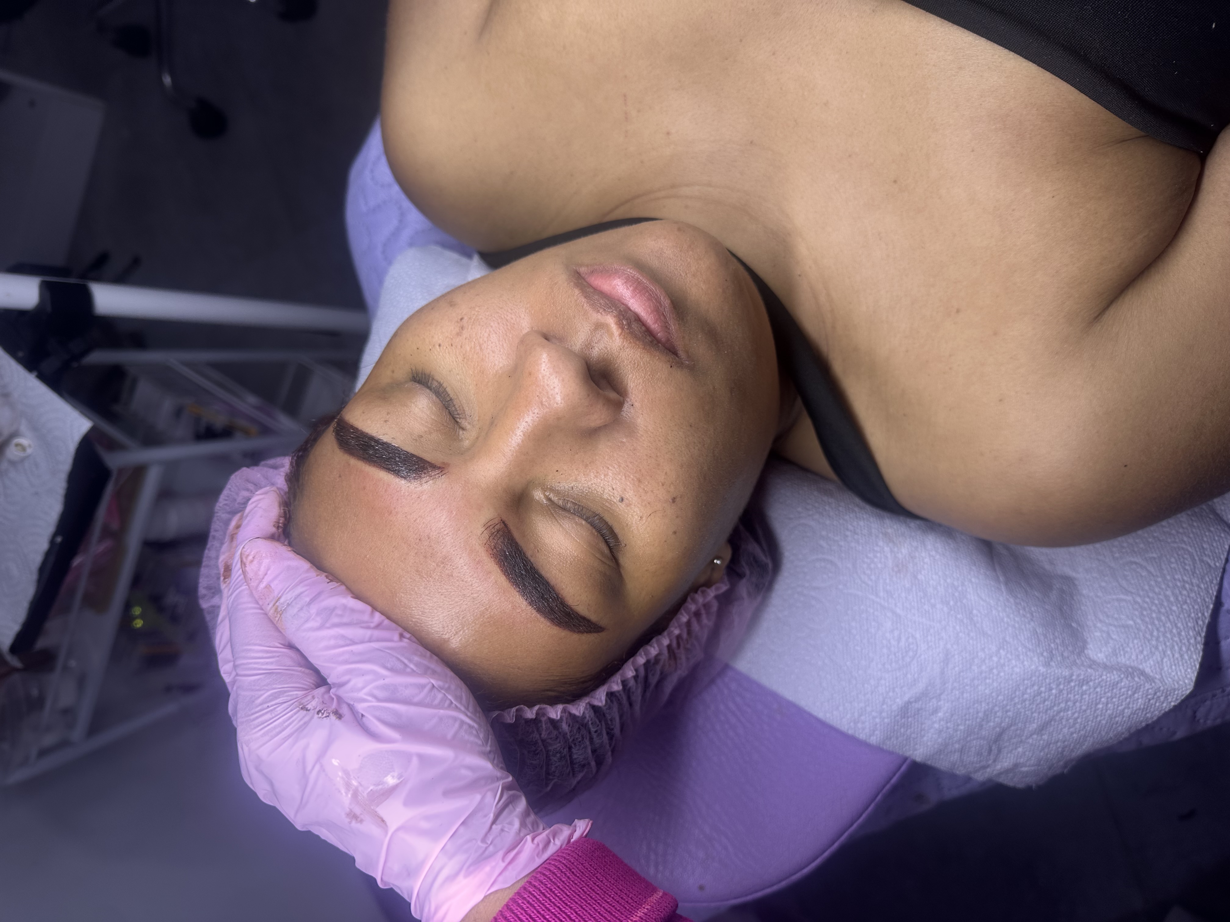 Foto del servicio Micropigmentacion de cejas