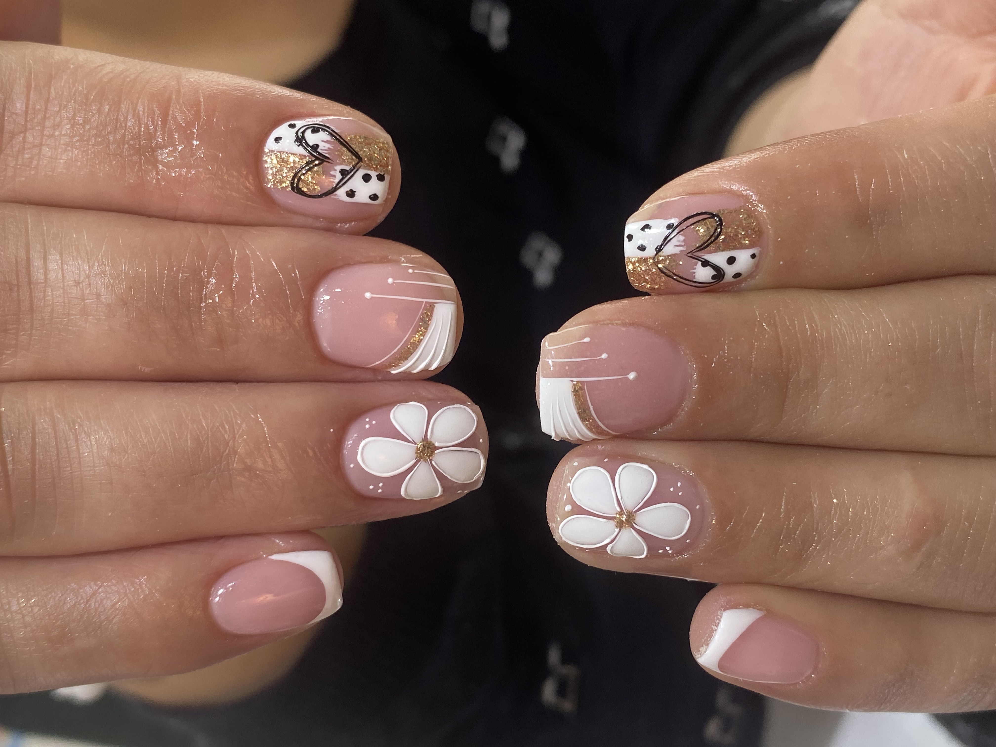 Foto del servicio Manicure semipermanente