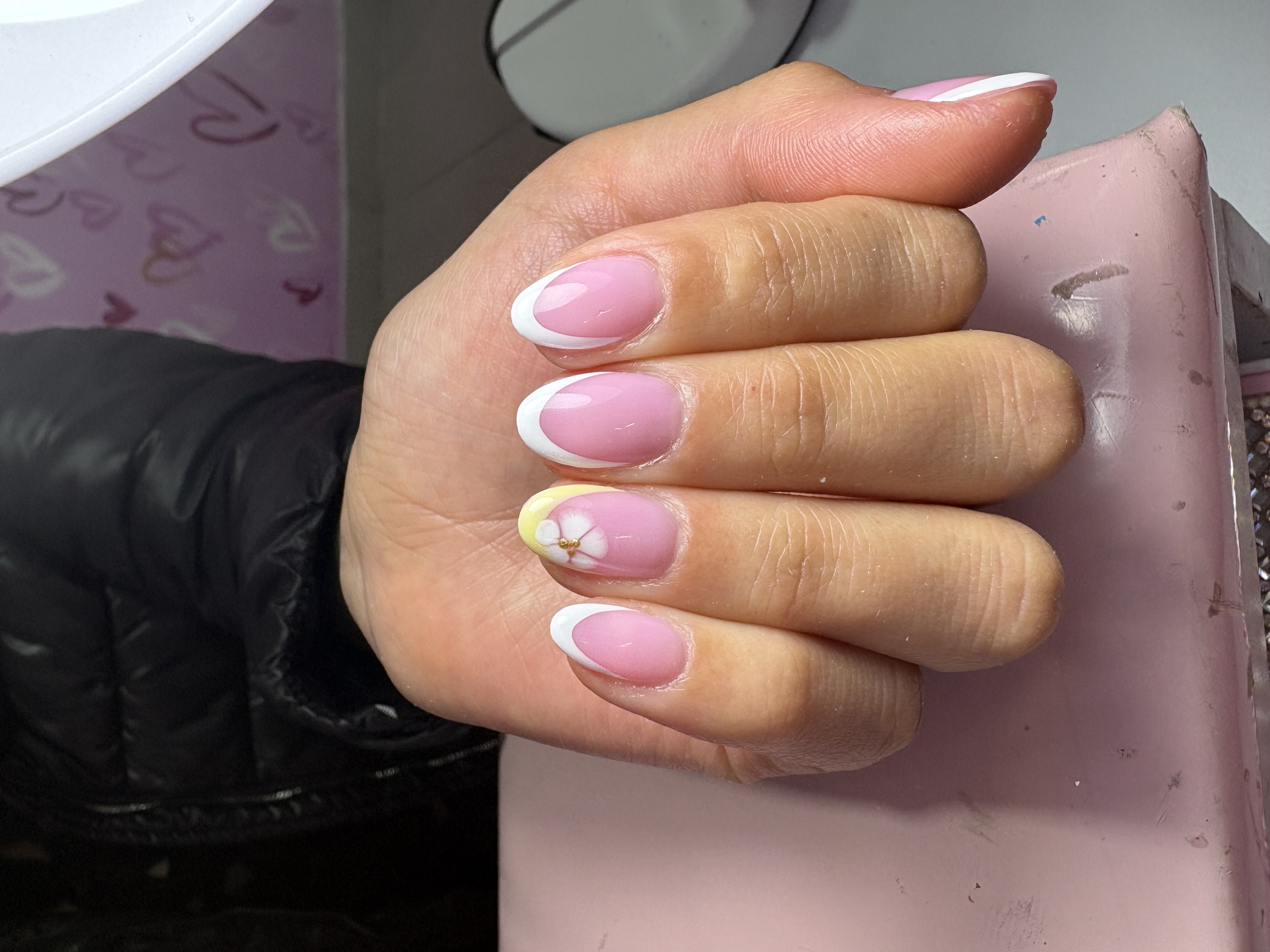Foto del servicio Manicura semipermanente