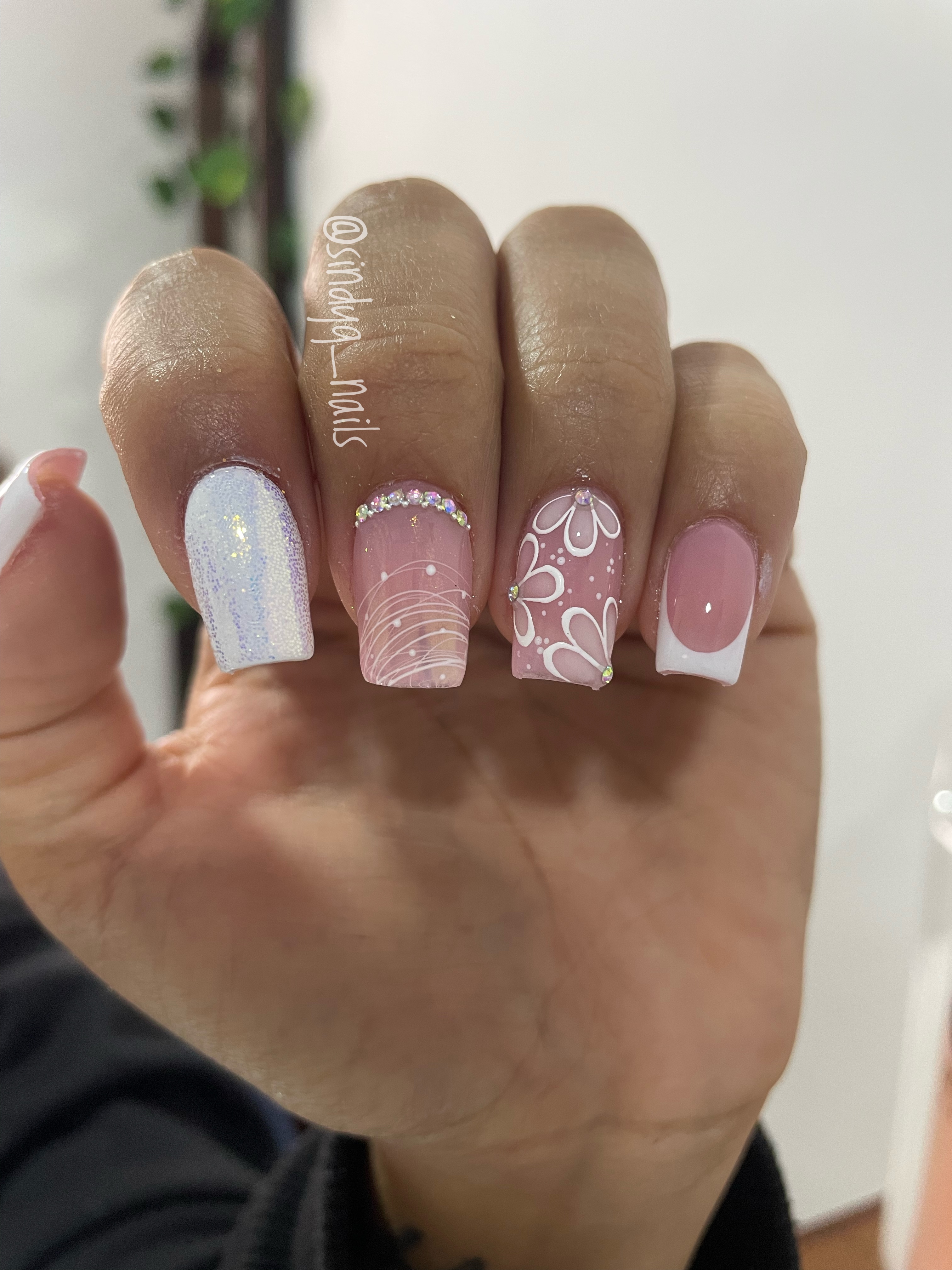 Foto del servicio Manicura semipermanente