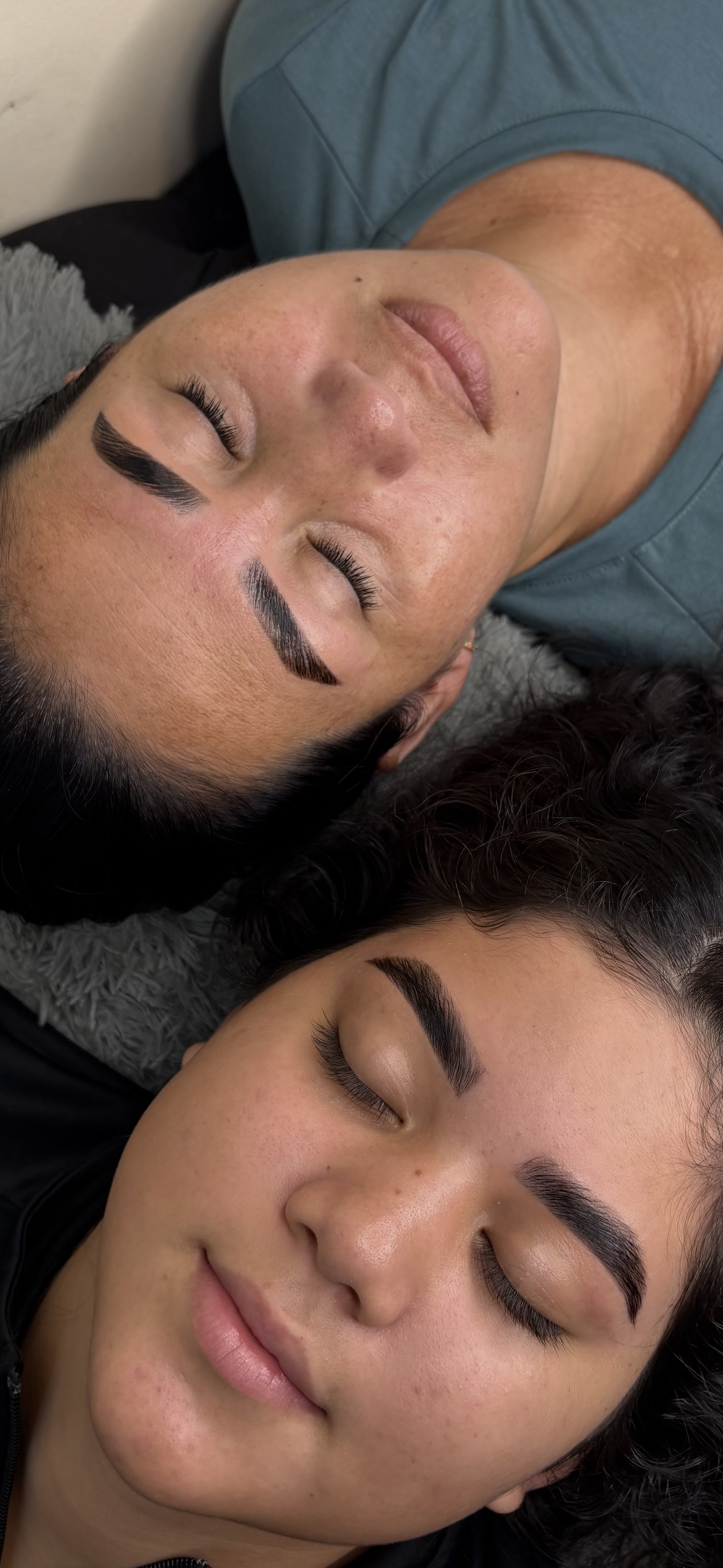 Foto del servicio Laminado de cejas