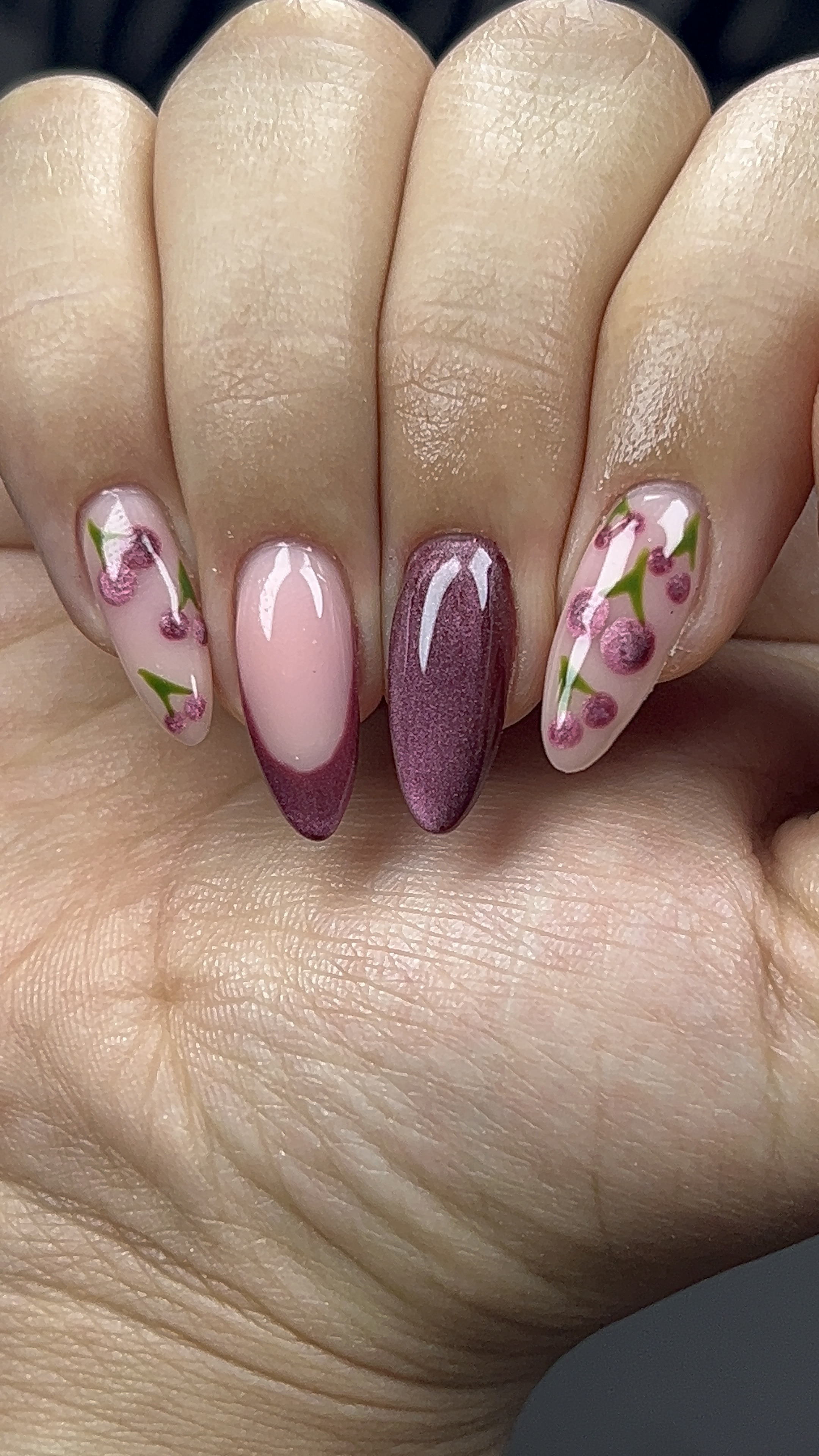 Foto del servicio Sistema de uñas con Polygel