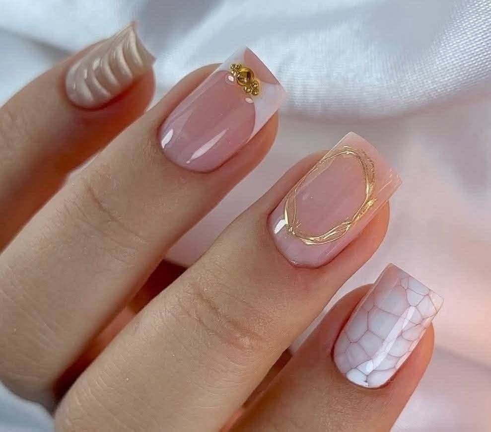 Foto del servicio Manicure Semipermanente Dama