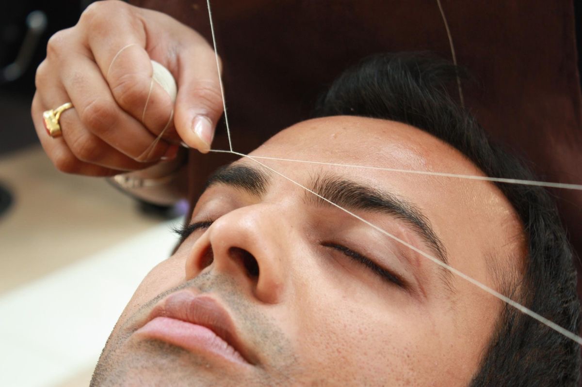 Foto del servicio Diseño + Epilación de Cejas en Hilo (Caballero)
