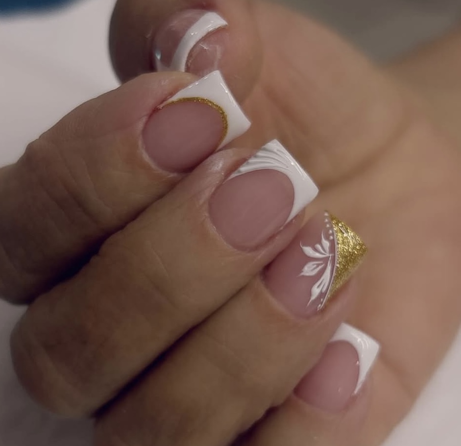 Foto del servicio Manicura semipermanente