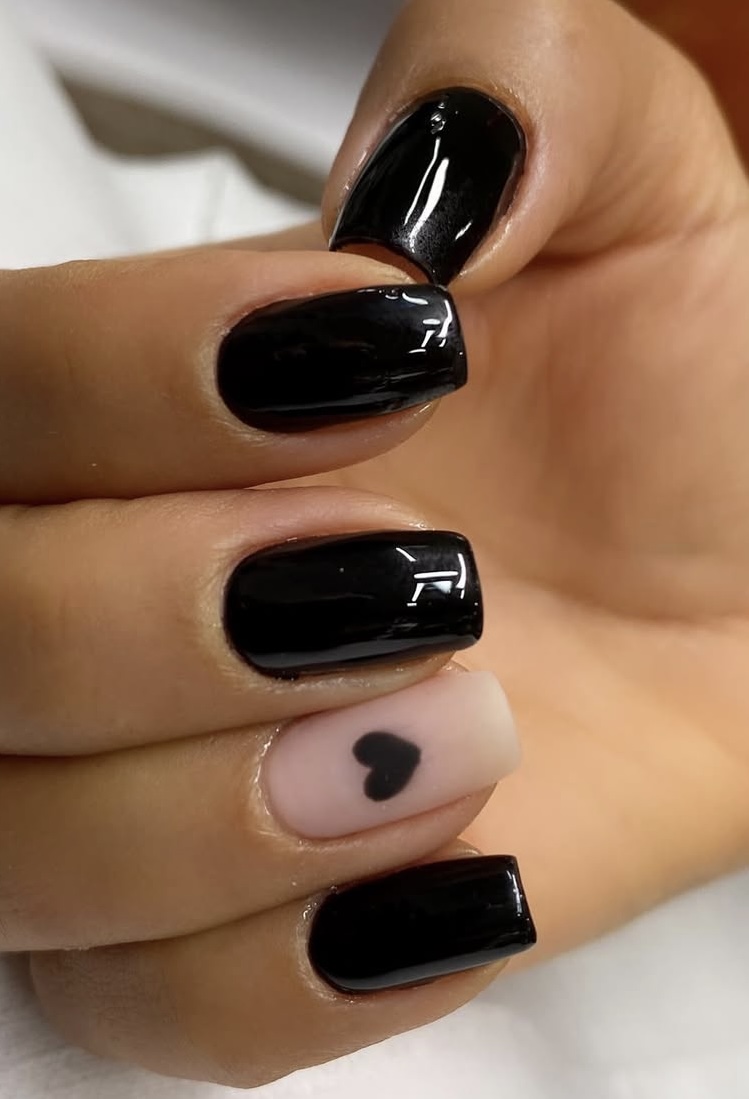 Foto del servicio Manicura semipermanente