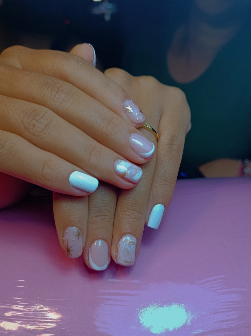 Foto del servicio Semipermanente Manos