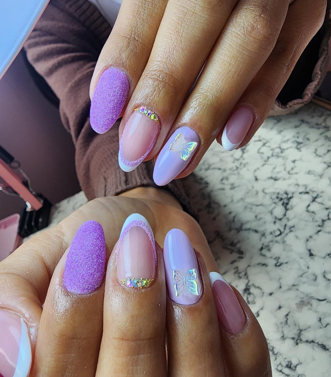 Foto del servicio Acrílicas esculpidas