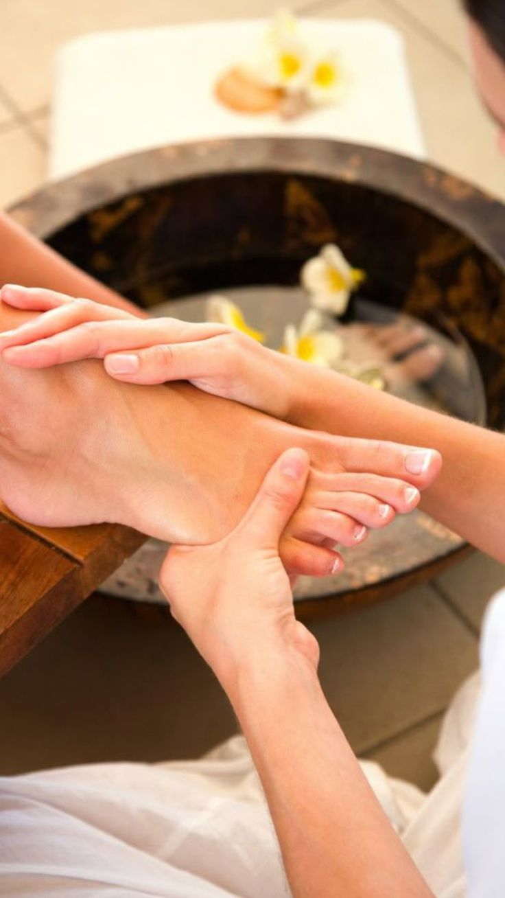 Foto del servicio Pedicure semipermanente