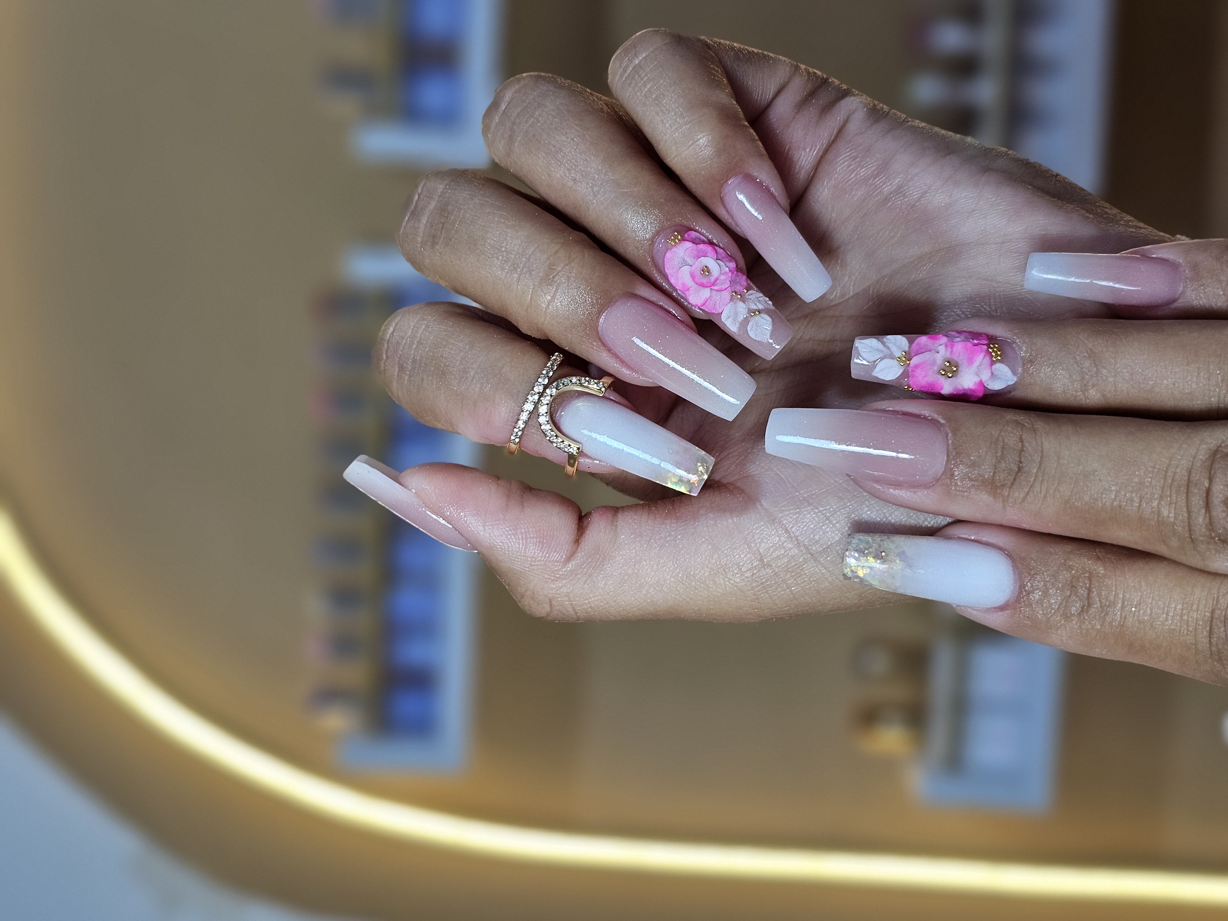Foto del servicio Uñas acrílicas
